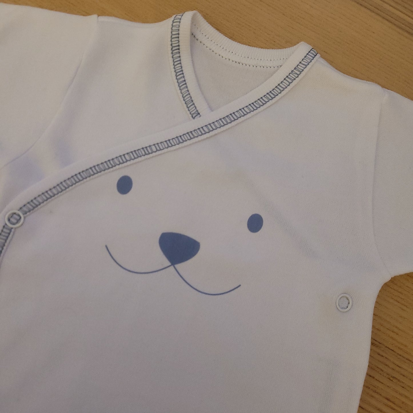 Camiseta cruzada Bear